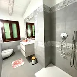 Alzoni Villa