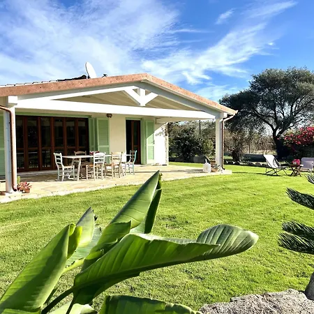 Alzoni Villa *