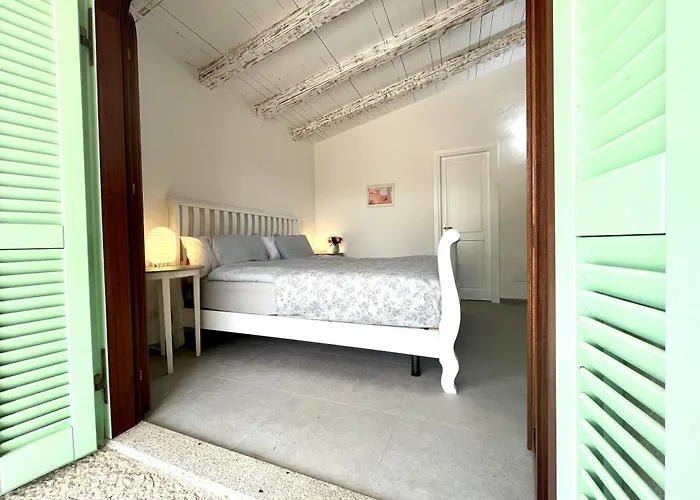 Alzoni Villa *